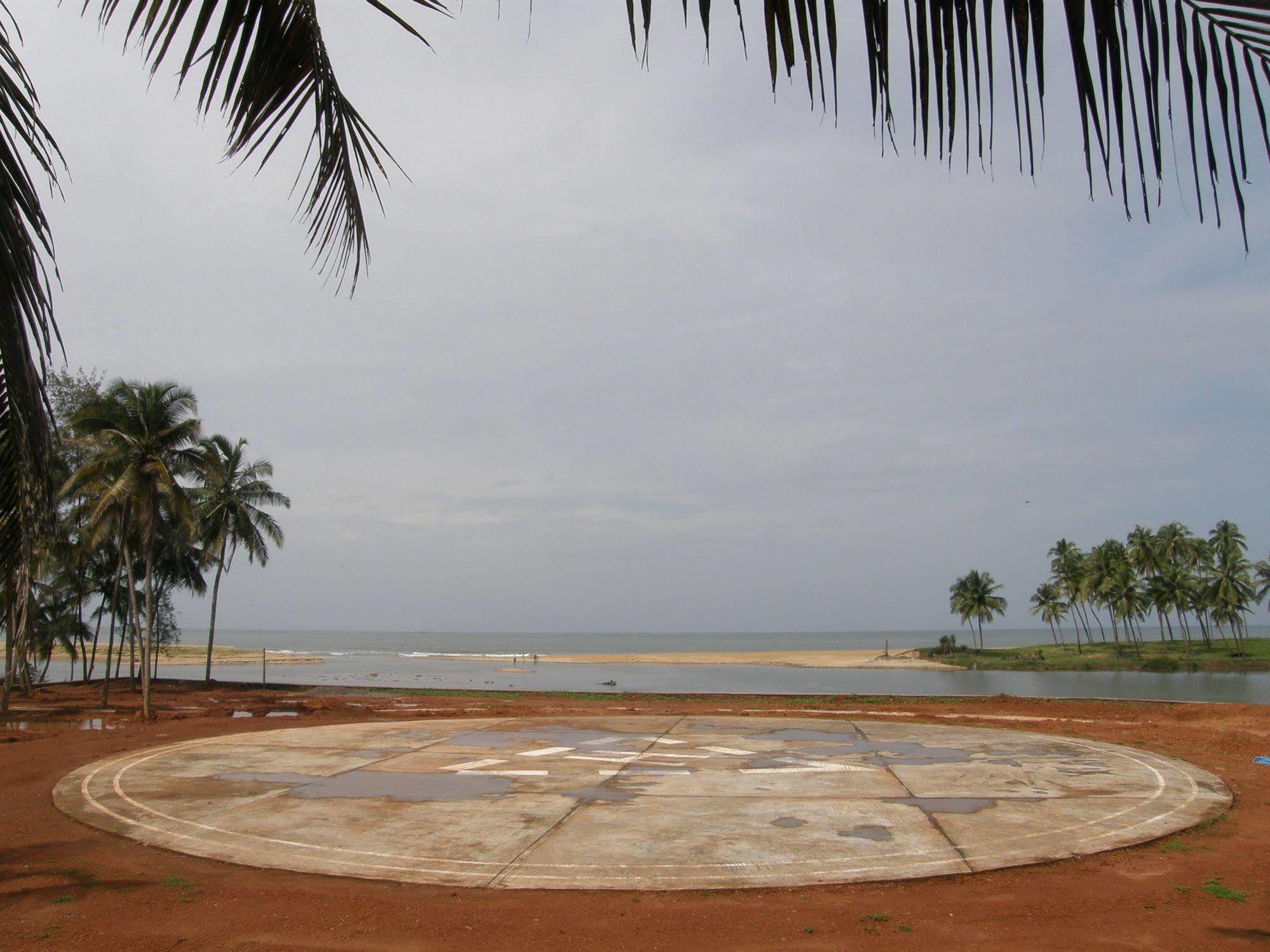 The Lalit Resort & Spa Bekal Bekal Town Exterior foto